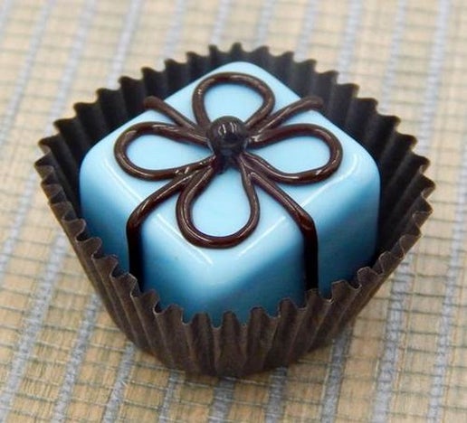 Click to view detail for HG-117 Gift Package-Blueberry & Choc $47